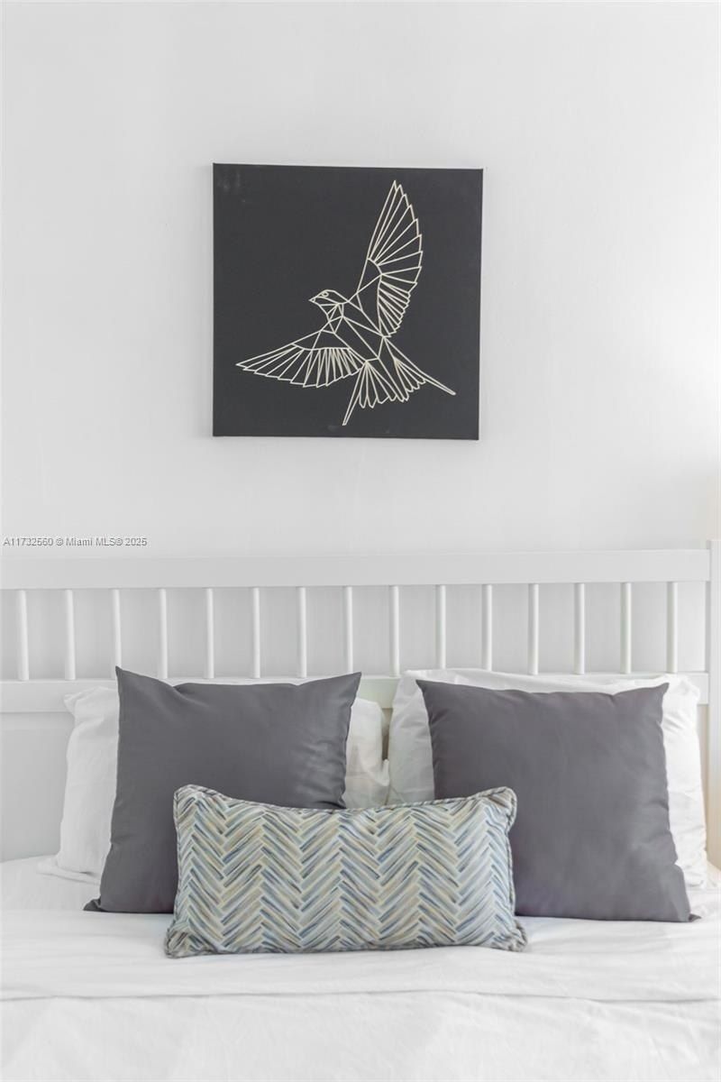 5445 Collins Ave, Unit 1623, Miami Beach, FL 33140 Photo