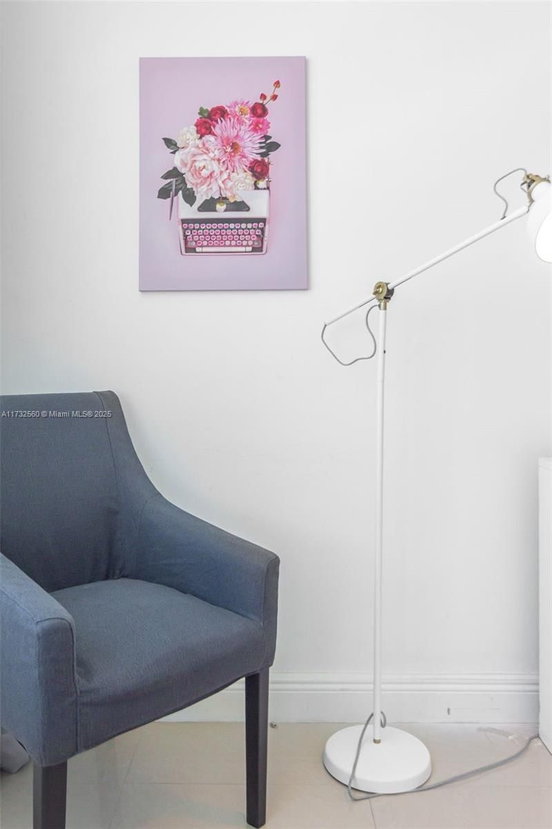 5445 Collins Ave, Unit 1623, Miami Beach, FL 33140 Photo