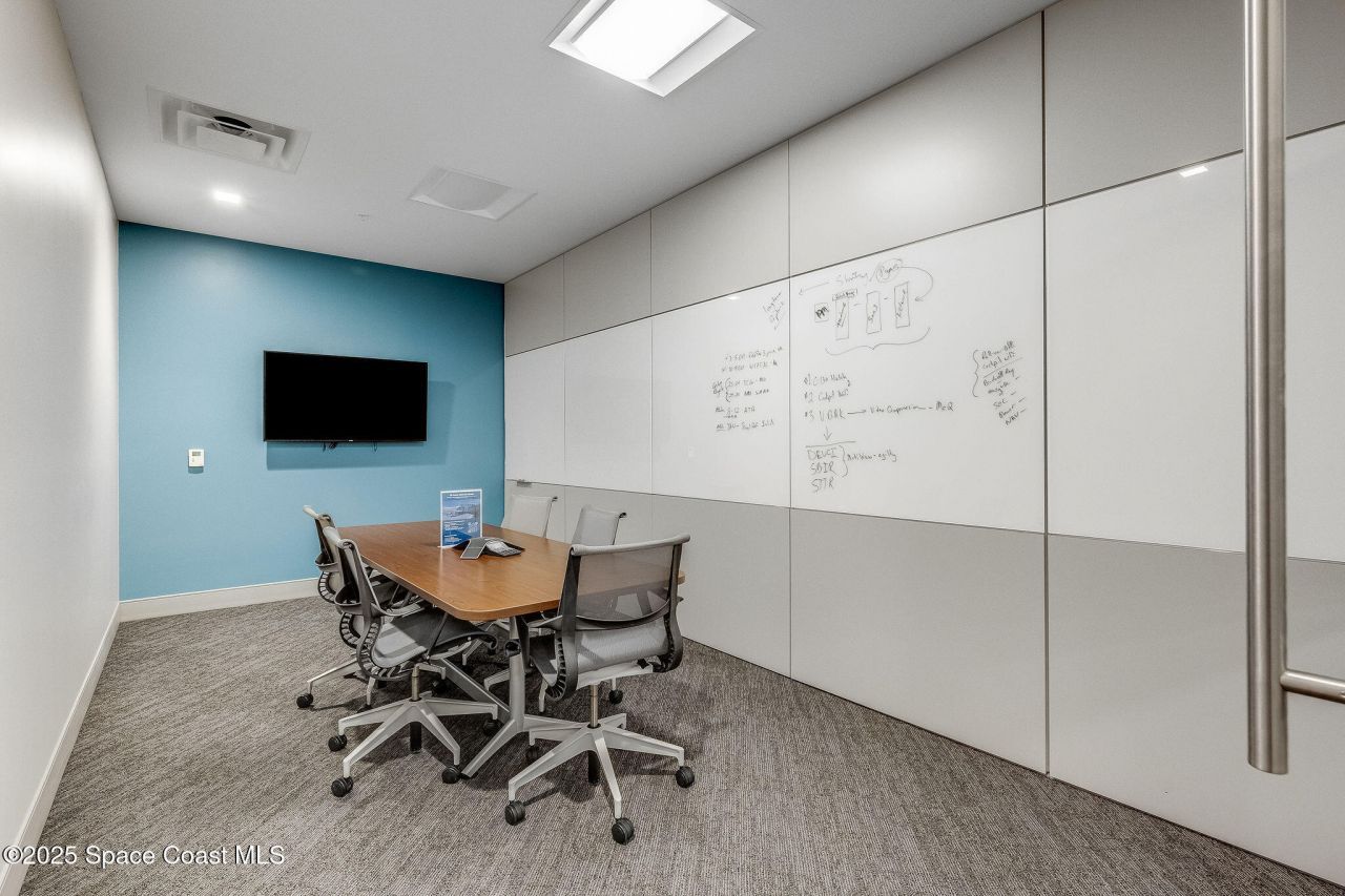 1050 Satcom Lane, Melbourne, FL 32940 Photo