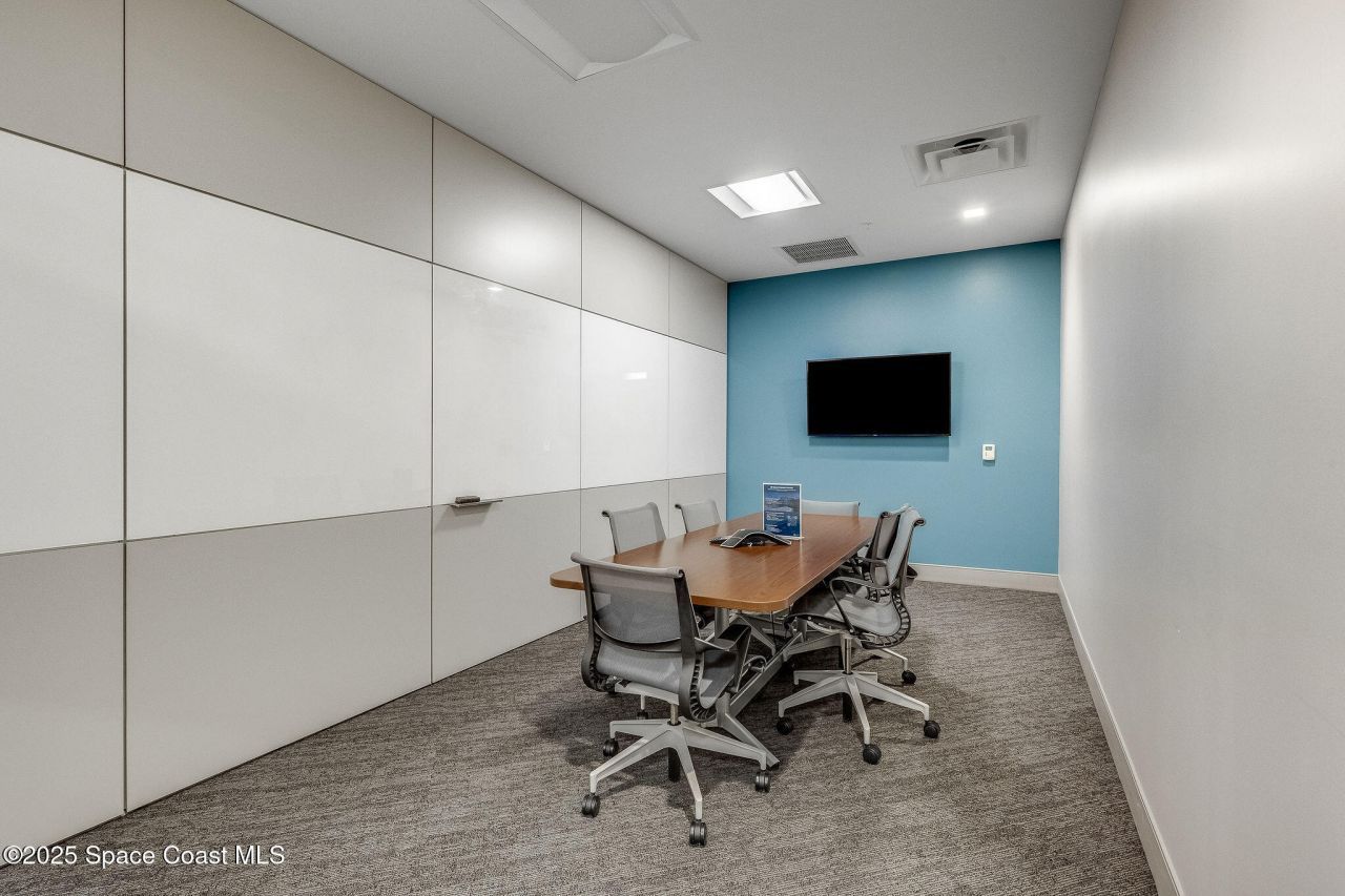 1050 Satcom Lane, Melbourne, FL 32940 Photo