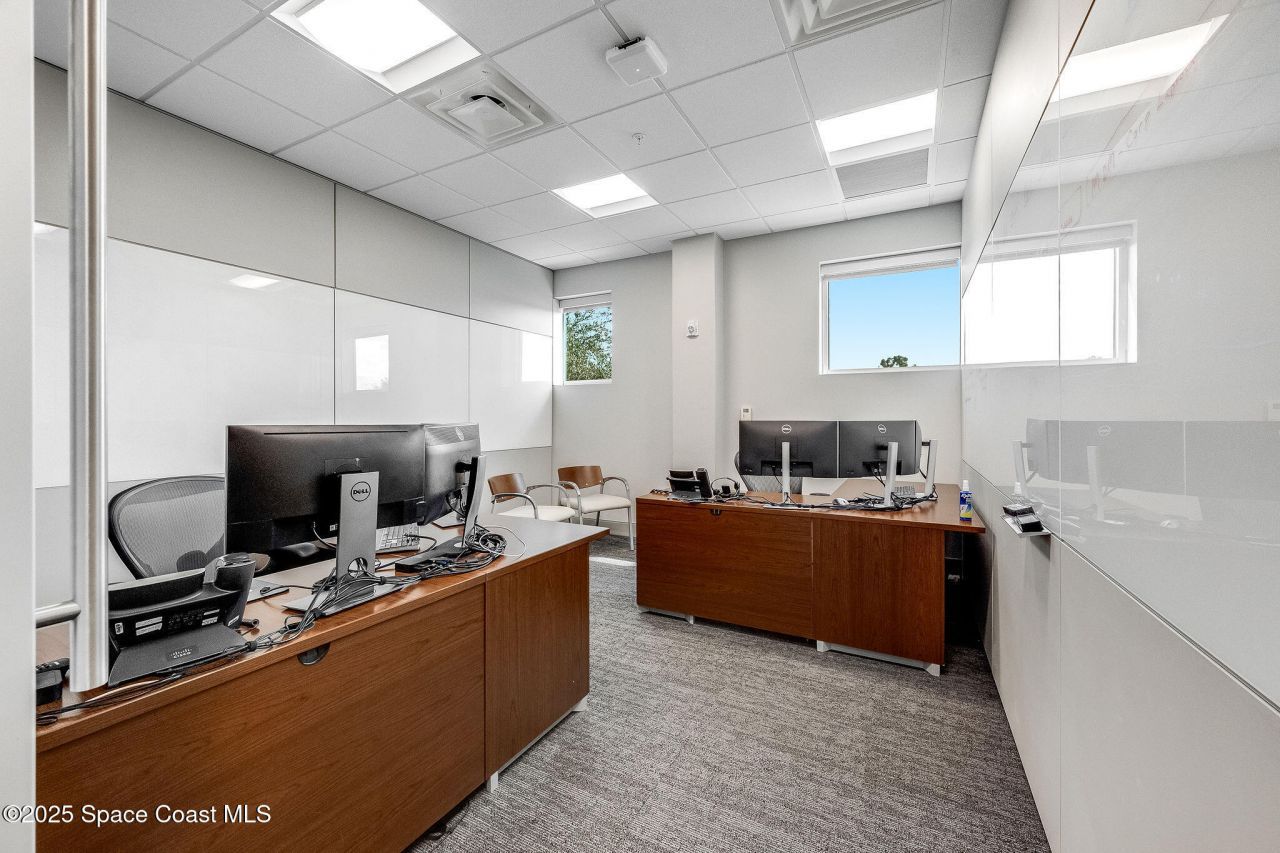 1050 Satcom Lane, Melbourne, FL 32940 Photo