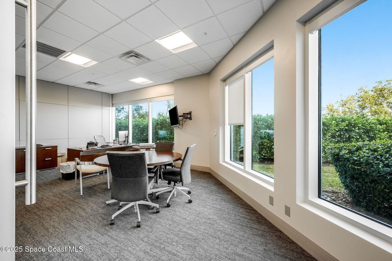 1050 Satcom Lane, Melbourne, FL 32940 Photo