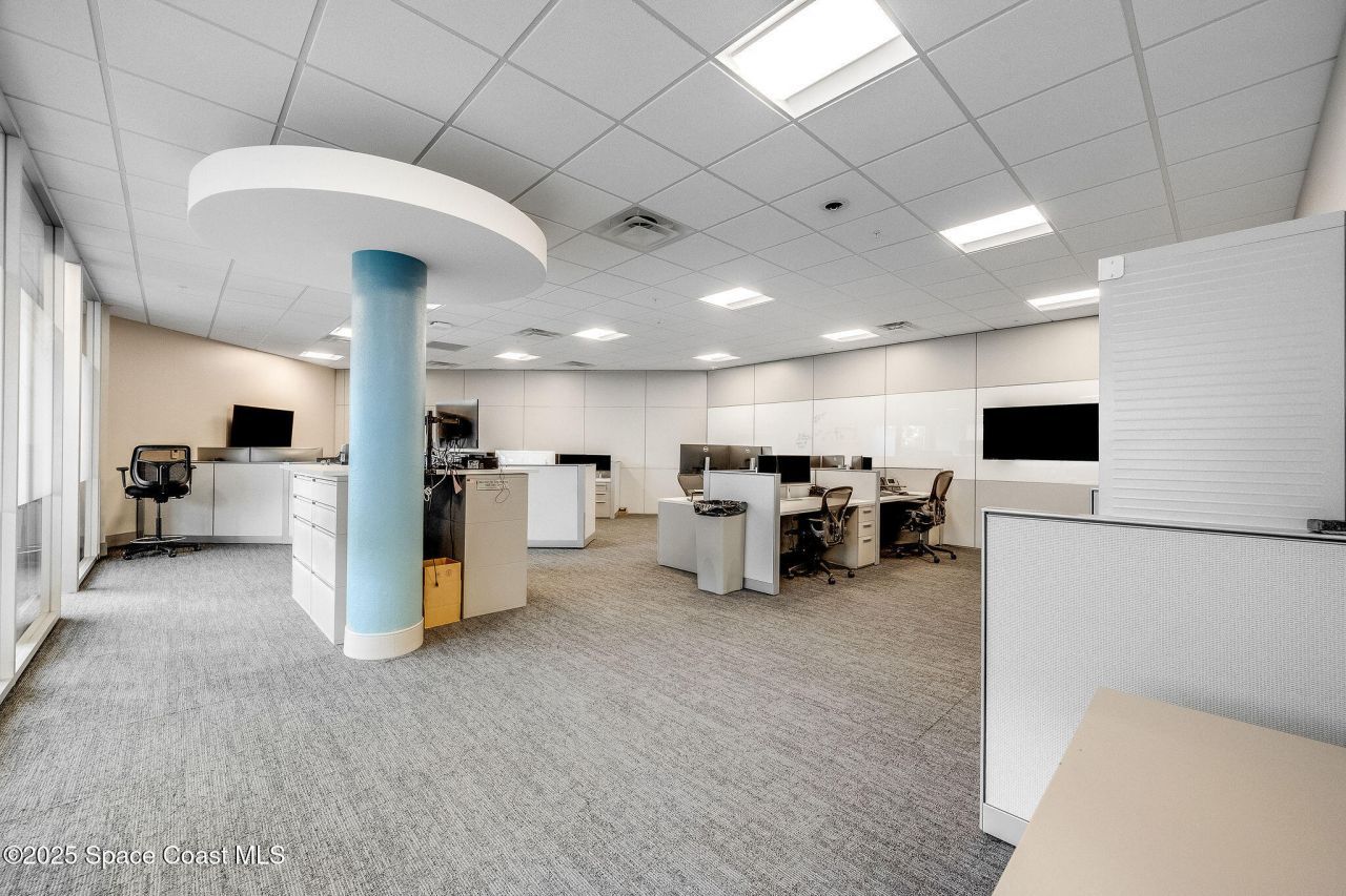 1050 Satcom Lane, Melbourne, FL 32940 Photo