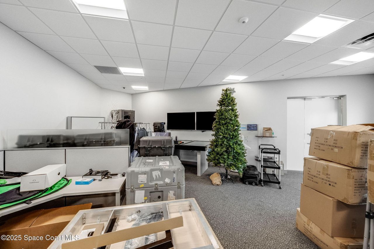 1050 Satcom Lane, Melbourne, FL 32940 Photo