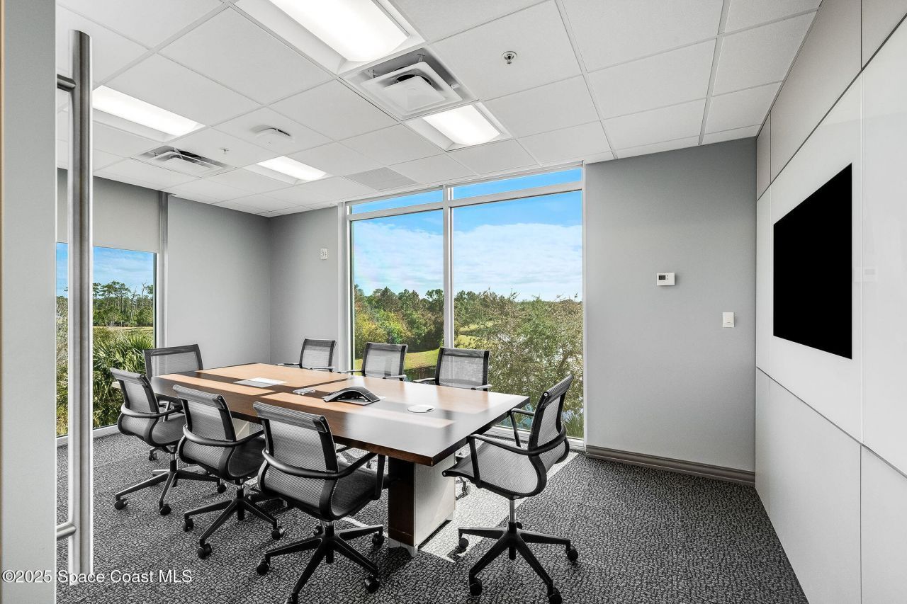 1050 Satcom Lane, Melbourne, FL 32940 Photo