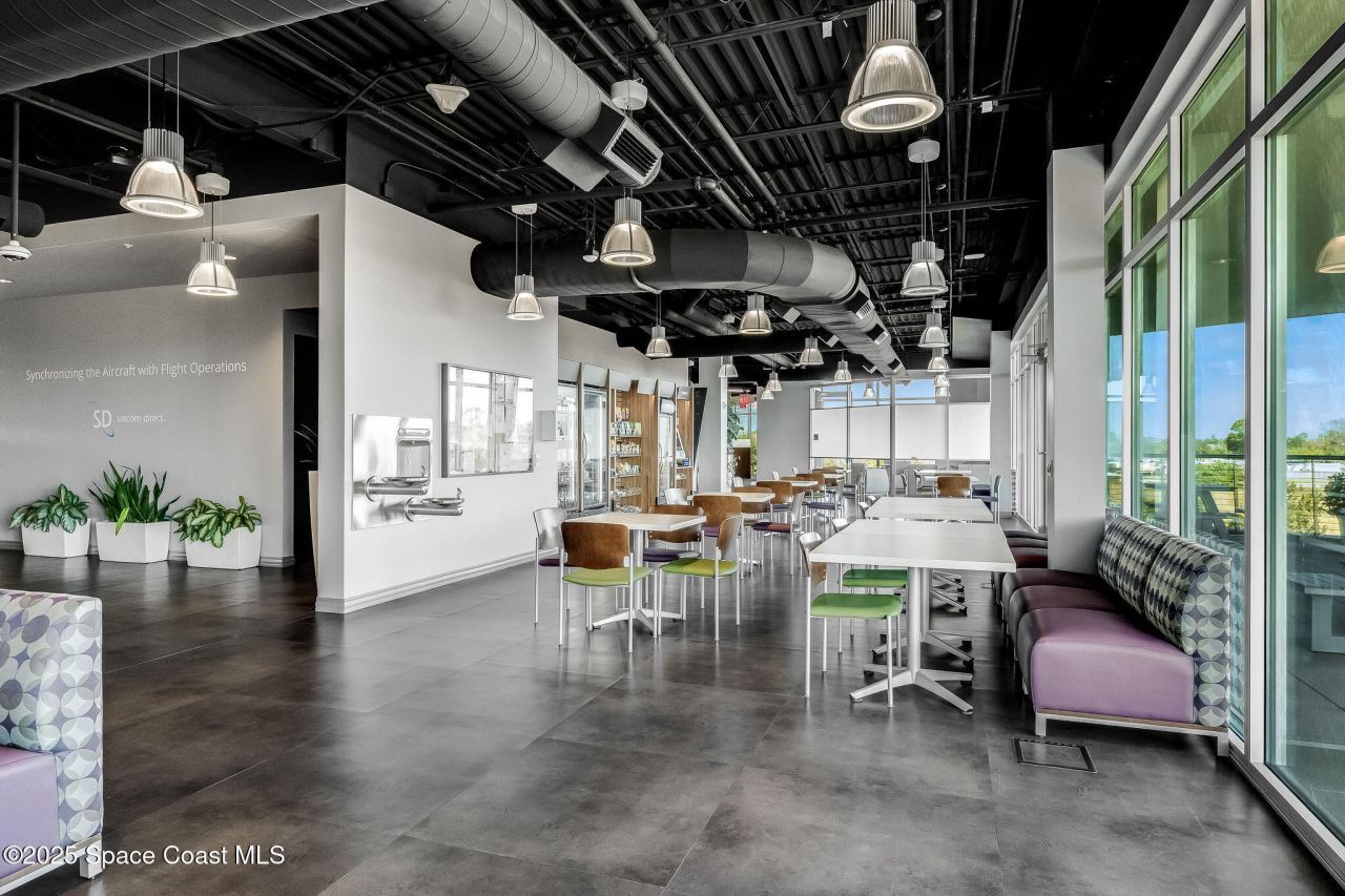 1050 Satcom Lane, Melbourne, FL 32940 Photo