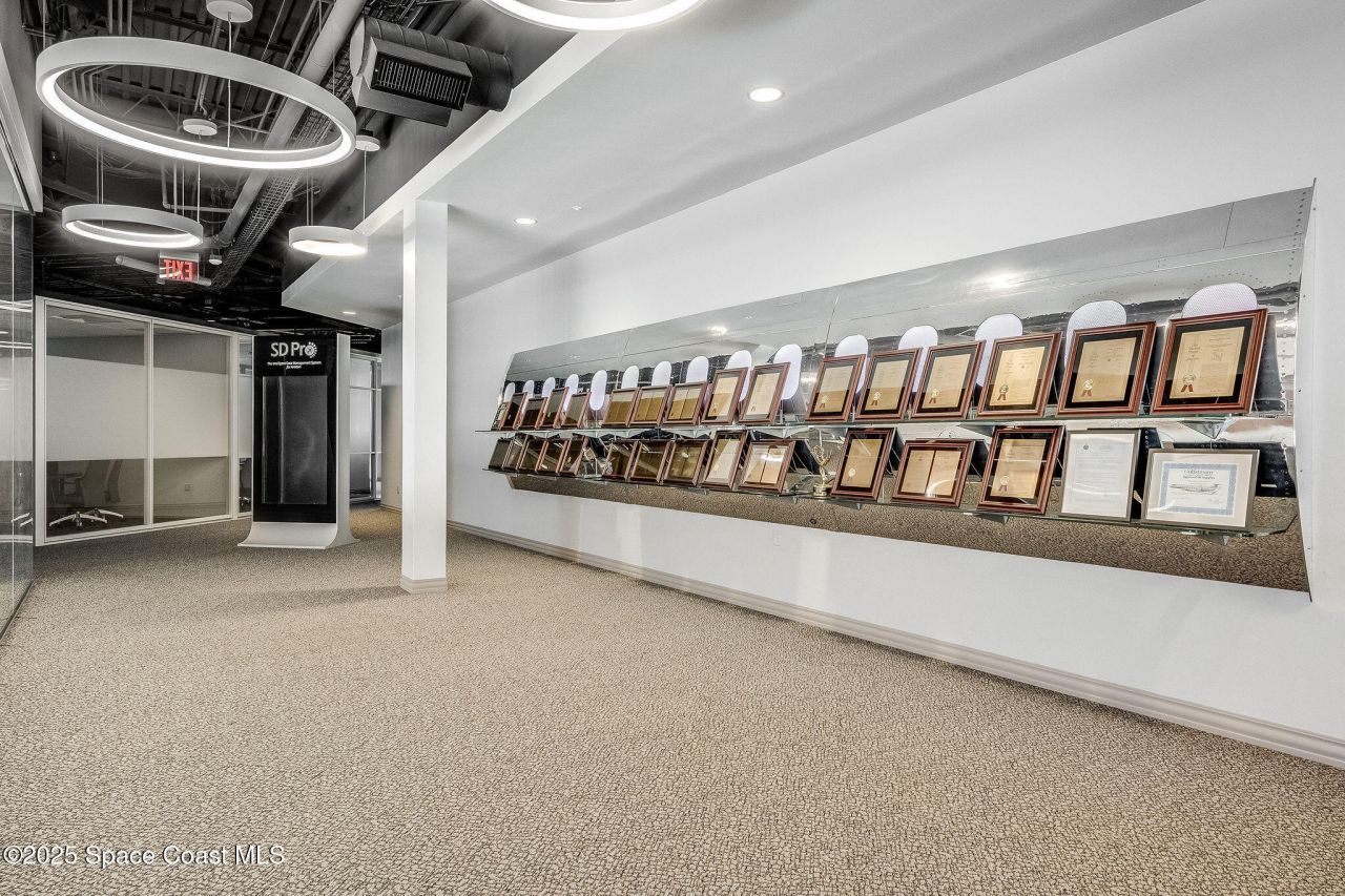 1050 Satcom Lane, Melbourne, FL 32940 Photo