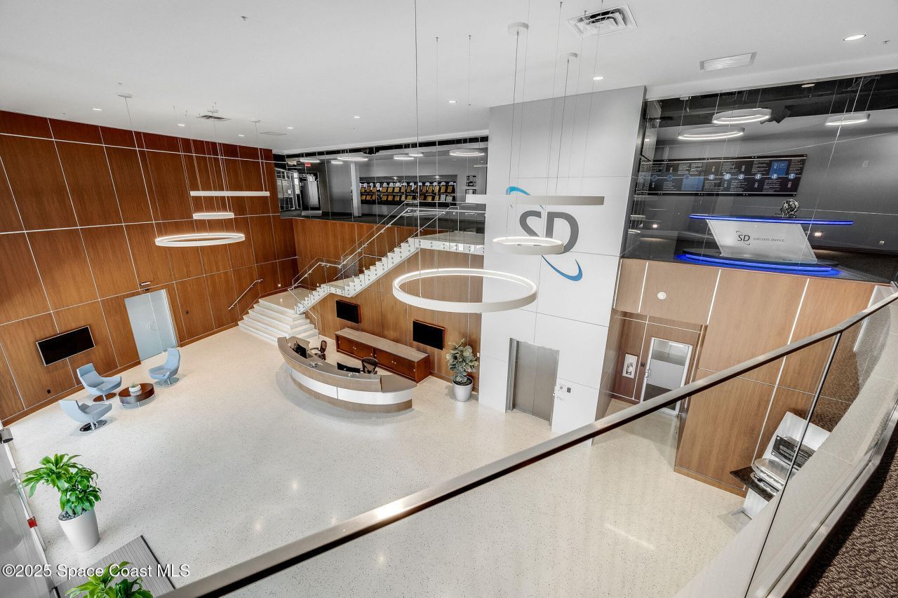 1050 Satcom Lane, Melbourne, FL 32940 Photo