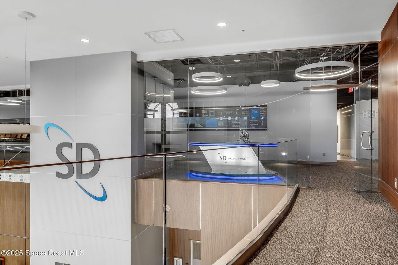 1050 Satcom Lane, Melbourne, FL 32940 Photo