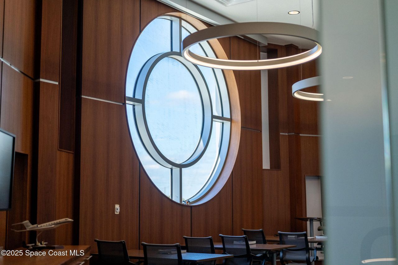 1050 Satcom Lane, Melbourne, FL 32940 Photo