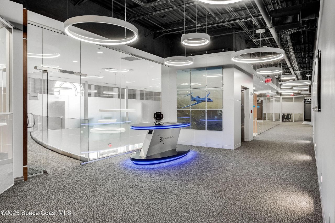 1050 Satcom Lane, Melbourne, FL 32940 Photo