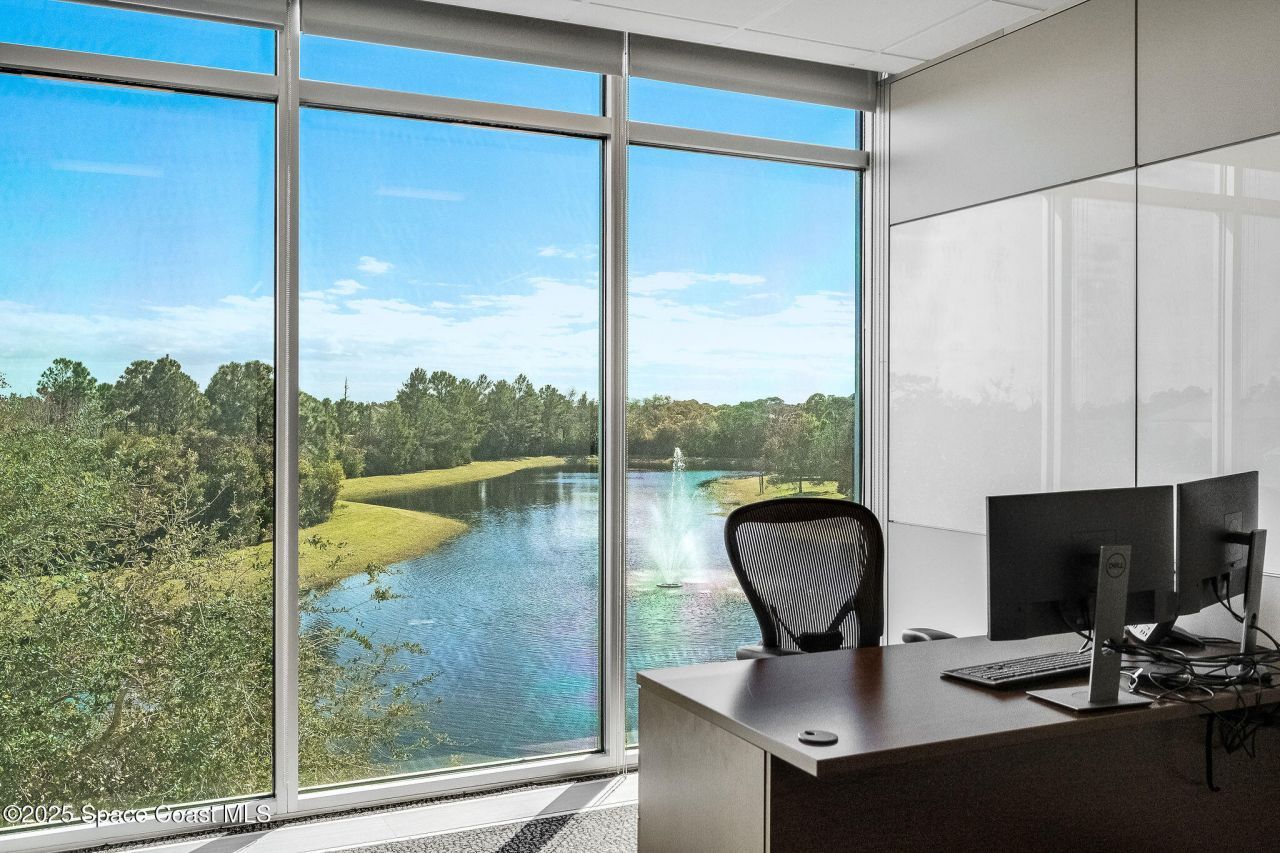 1050 Satcom Lane, Melbourne, FL 32940 Photo