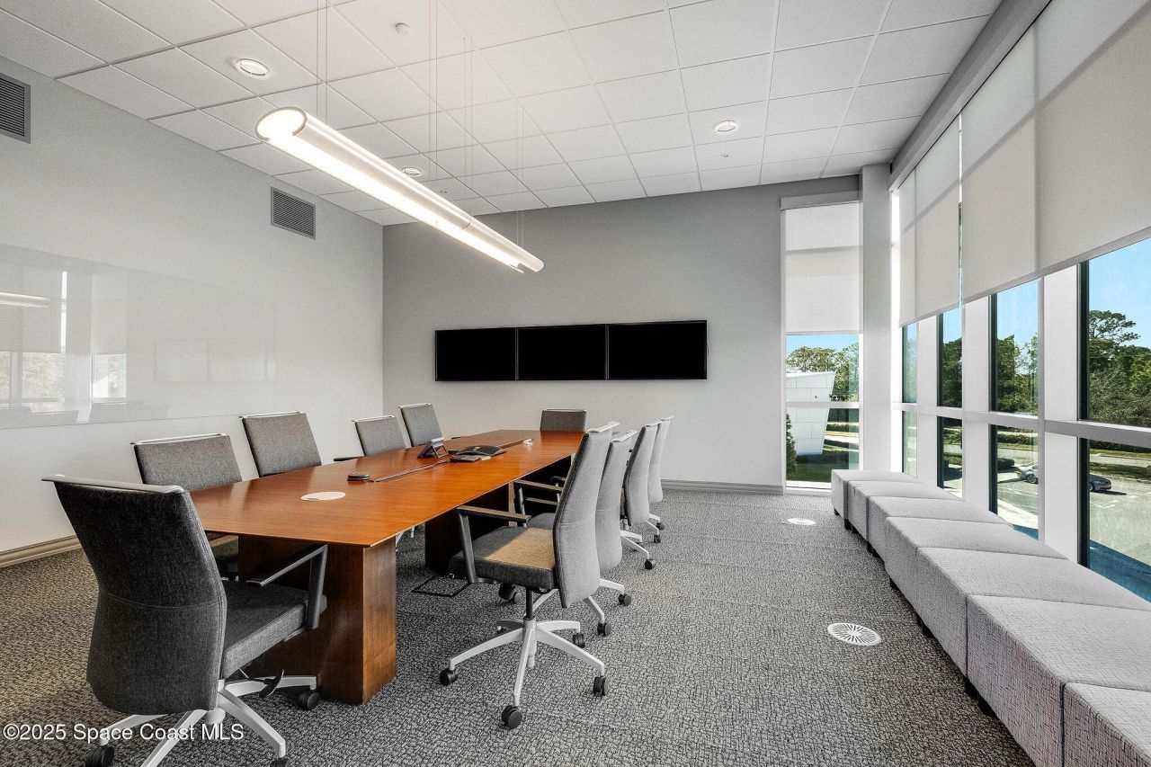 1050 Satcom Lane, Melbourne, FL 32940 Photo