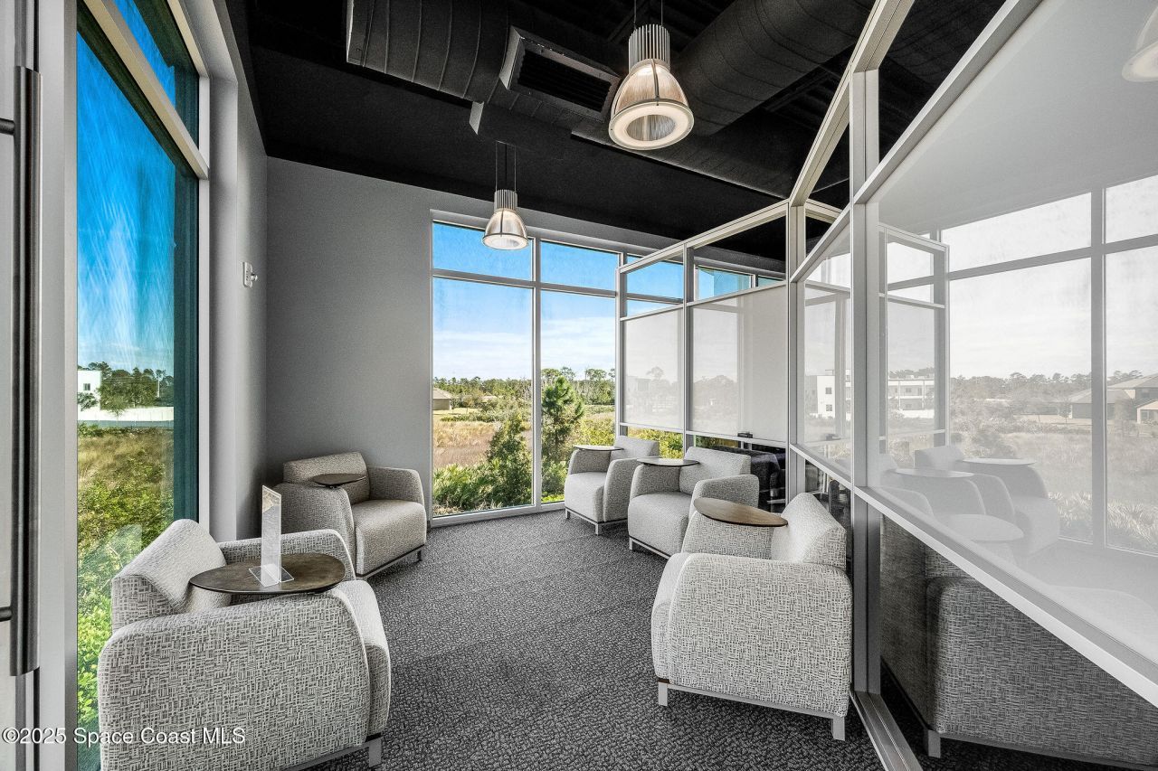 1050 Satcom Lane, Melbourne, FL 32940 Photo