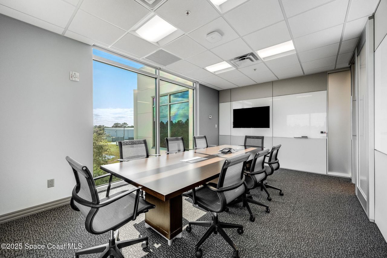 1050 Satcom Lane, Melbourne, FL 32940 Photo