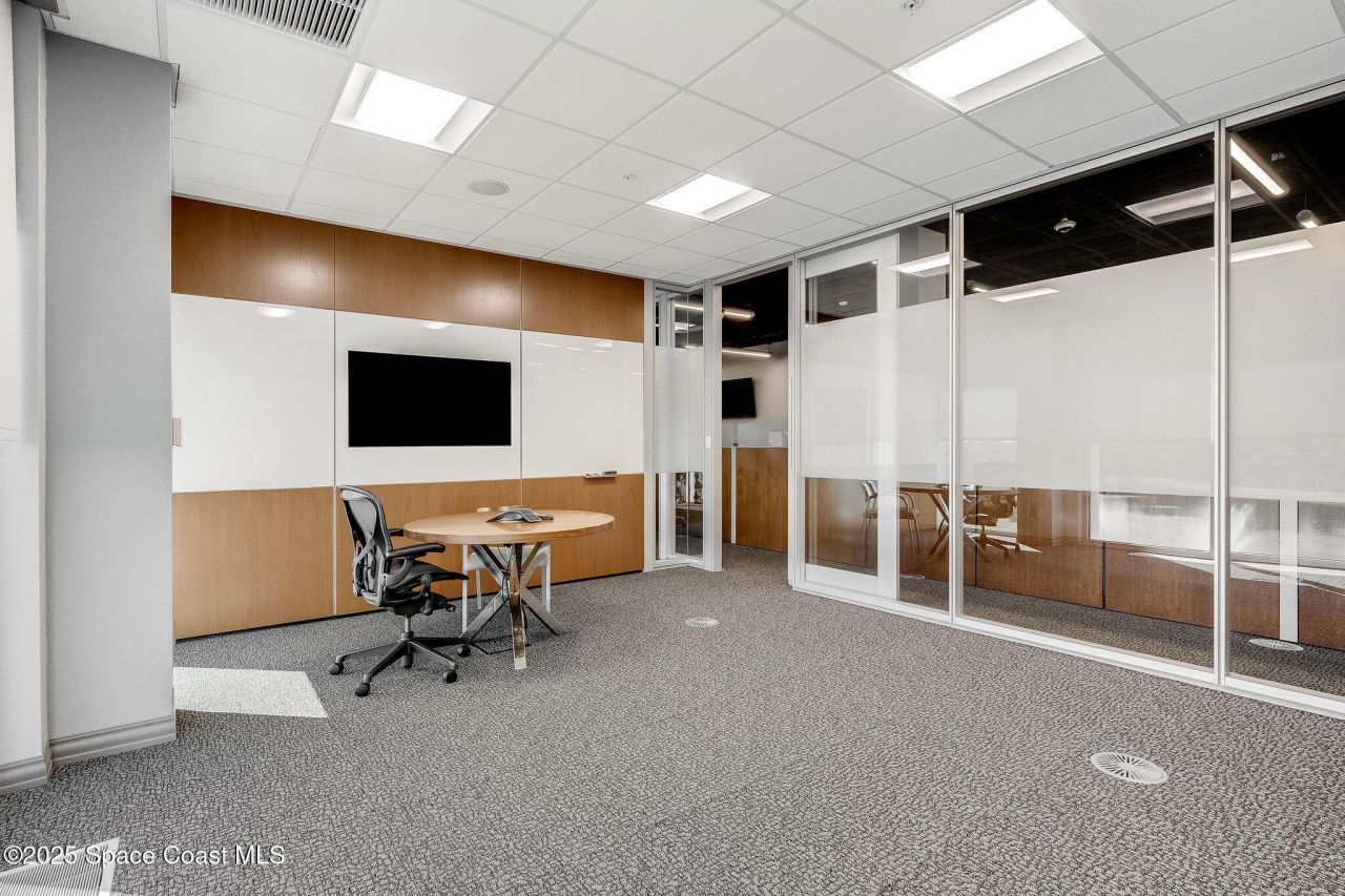 1050 Satcom Lane, Melbourne, FL 32940 Photo