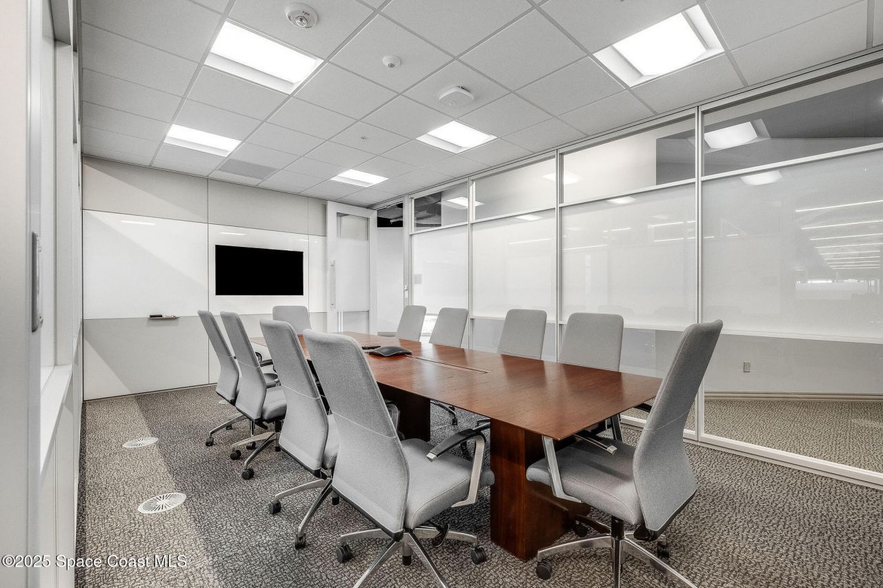 1050 Satcom Lane, Melbourne, FL 32940 Photo