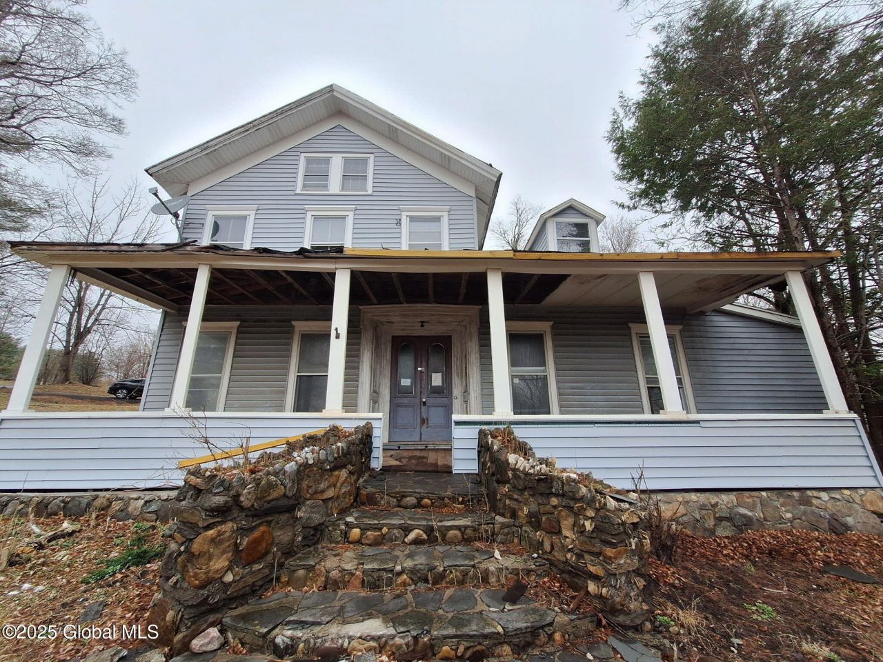 6 Lee, Oak Hill, NY 12423 Main Photo