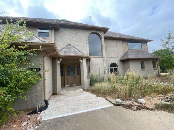 5890 Montgomery Road, Midlothian, TX 76065