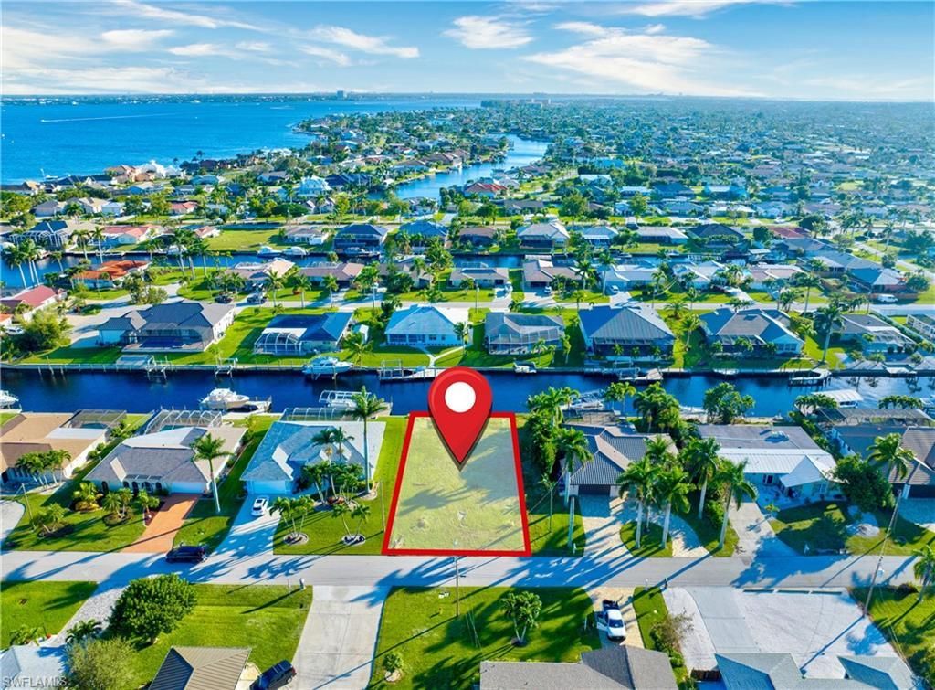 2022 SE 29th St, Cape Coral, FL 33904 Photo