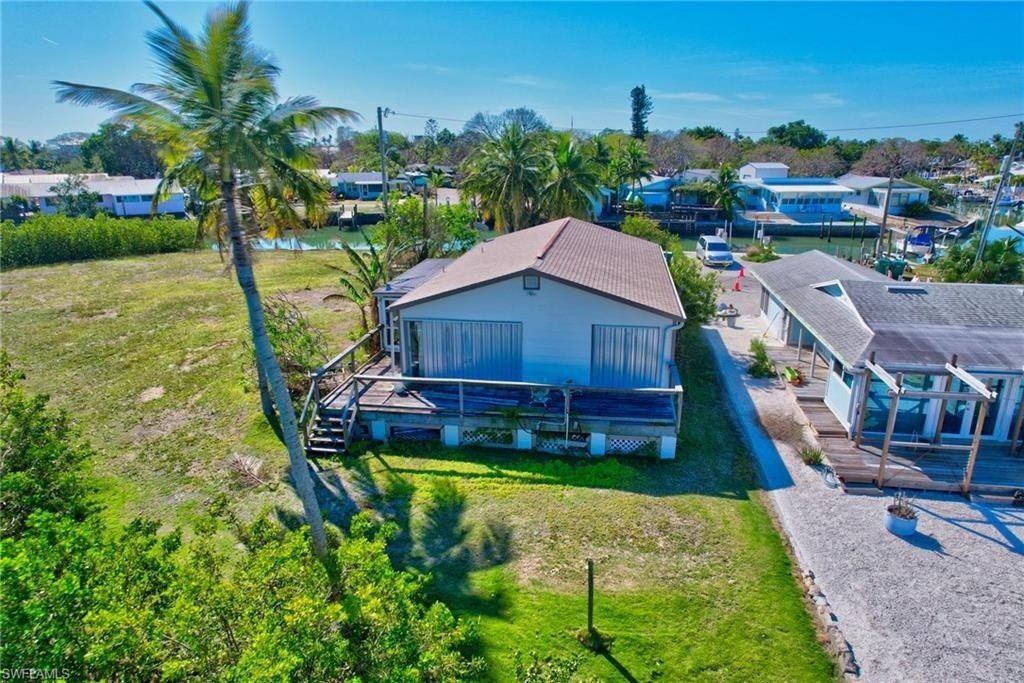 105 Bayshore Way, Goodland, FL 34140 Photo