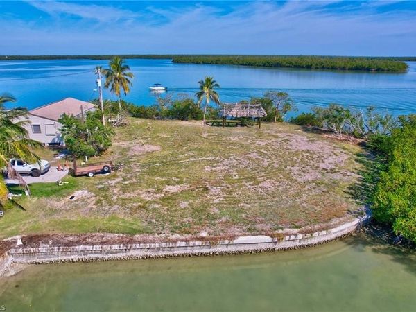 103 Bayshore WAY, GOODLAND, FL 34140