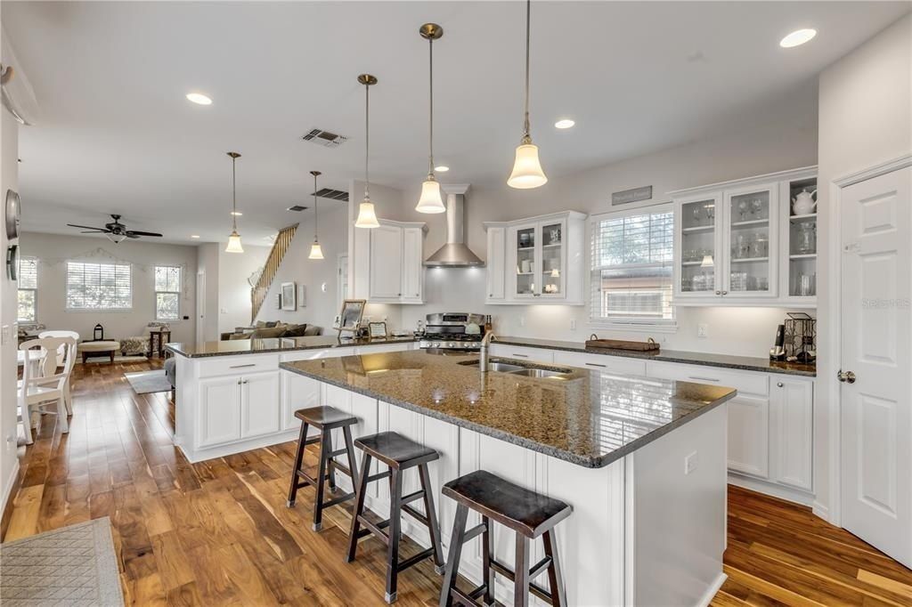 201 S Cooper Street, New Smyrna Beach, FL 32169 Photo