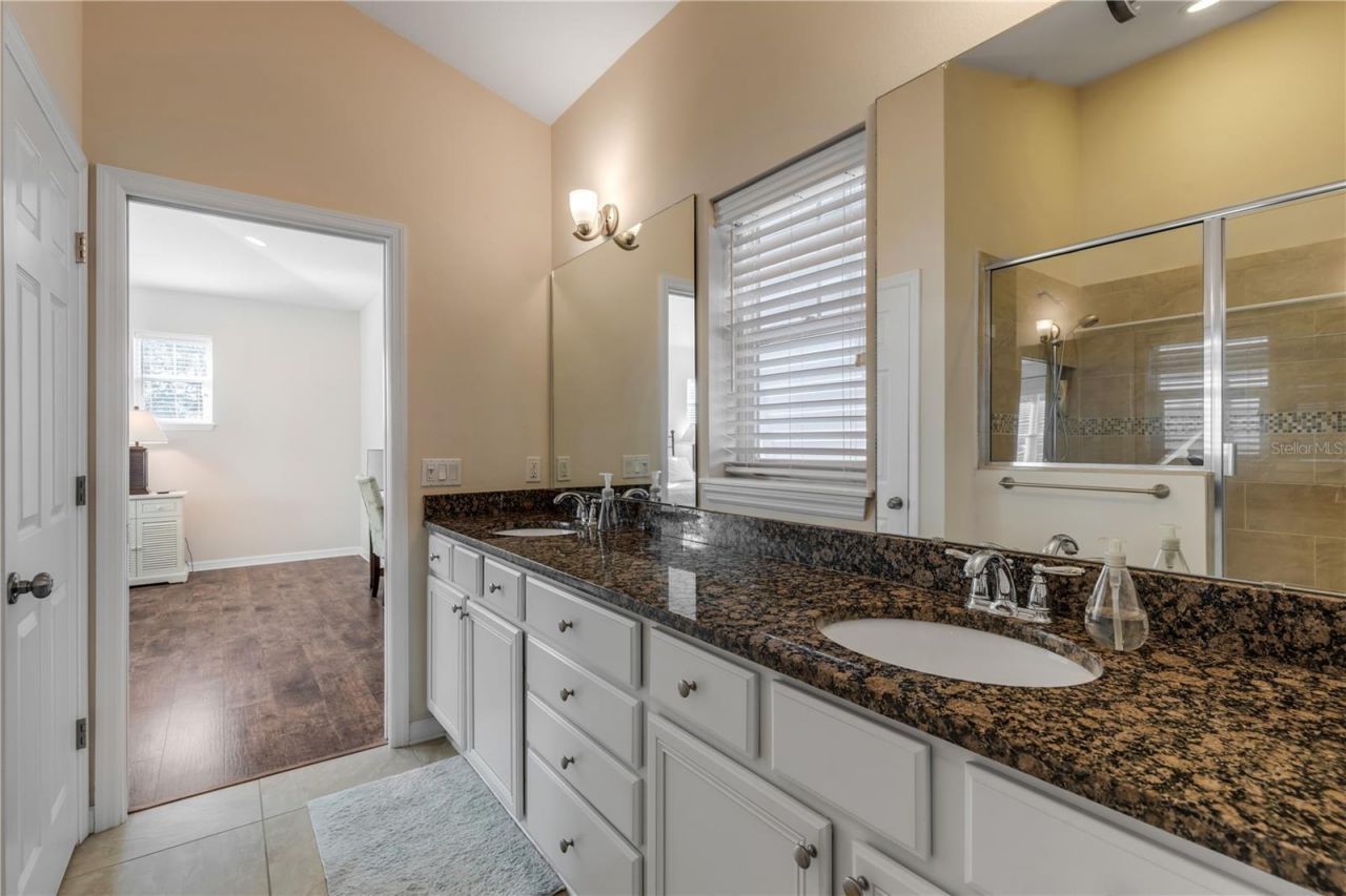 201 S Cooper Street, New Smyrna Beach, FL 32169 Photo