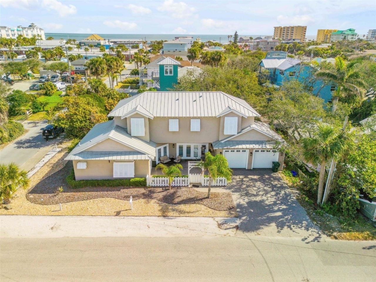 201 S Cooper Street, New Smyrna Beach, FL 32169 Photo