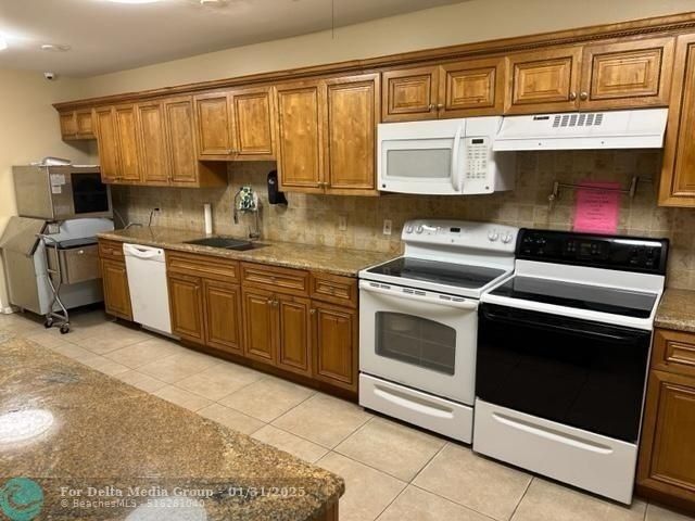 7950 NW 5th Court, Unit 208, Margate, FL 33063 Photo