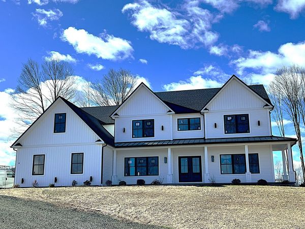 8 Melrose, Cheshire, CT 06410