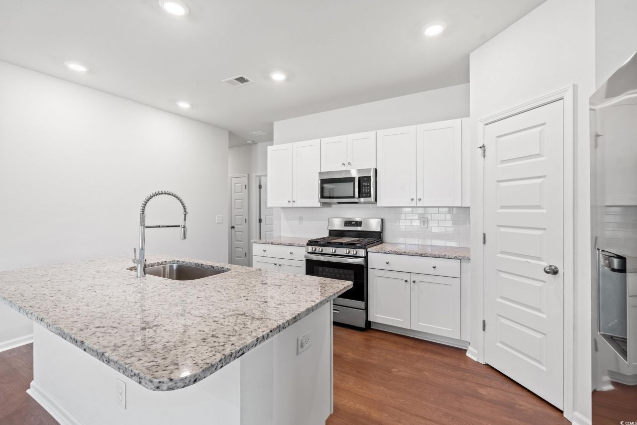 144 Rutland Ct. Photo 4