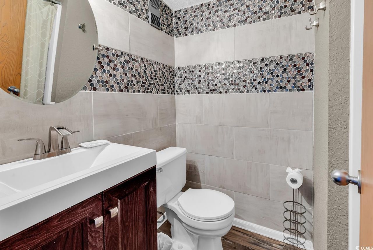 1012 N Waccamaw Dr. Photo 13