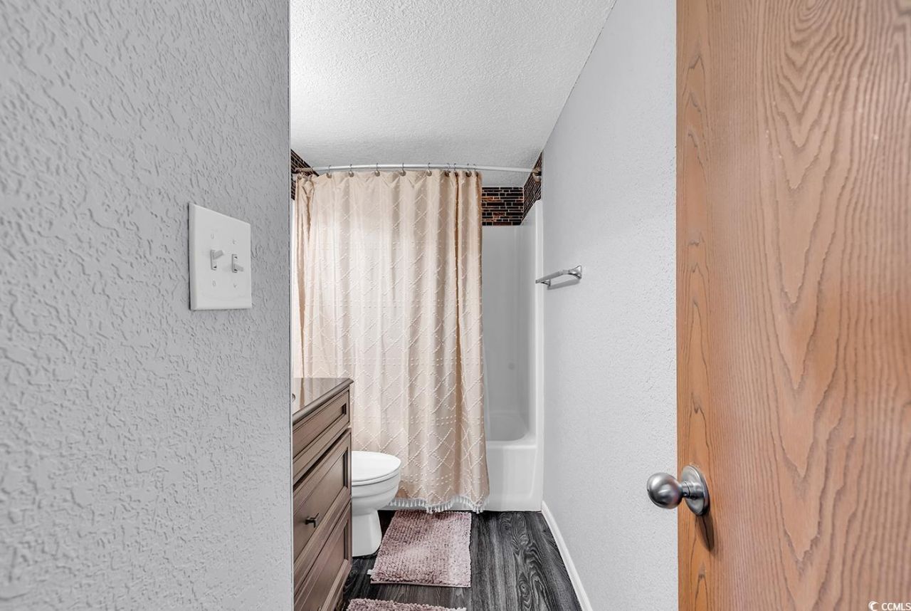 1012 N Waccamaw Dr. Photo 9