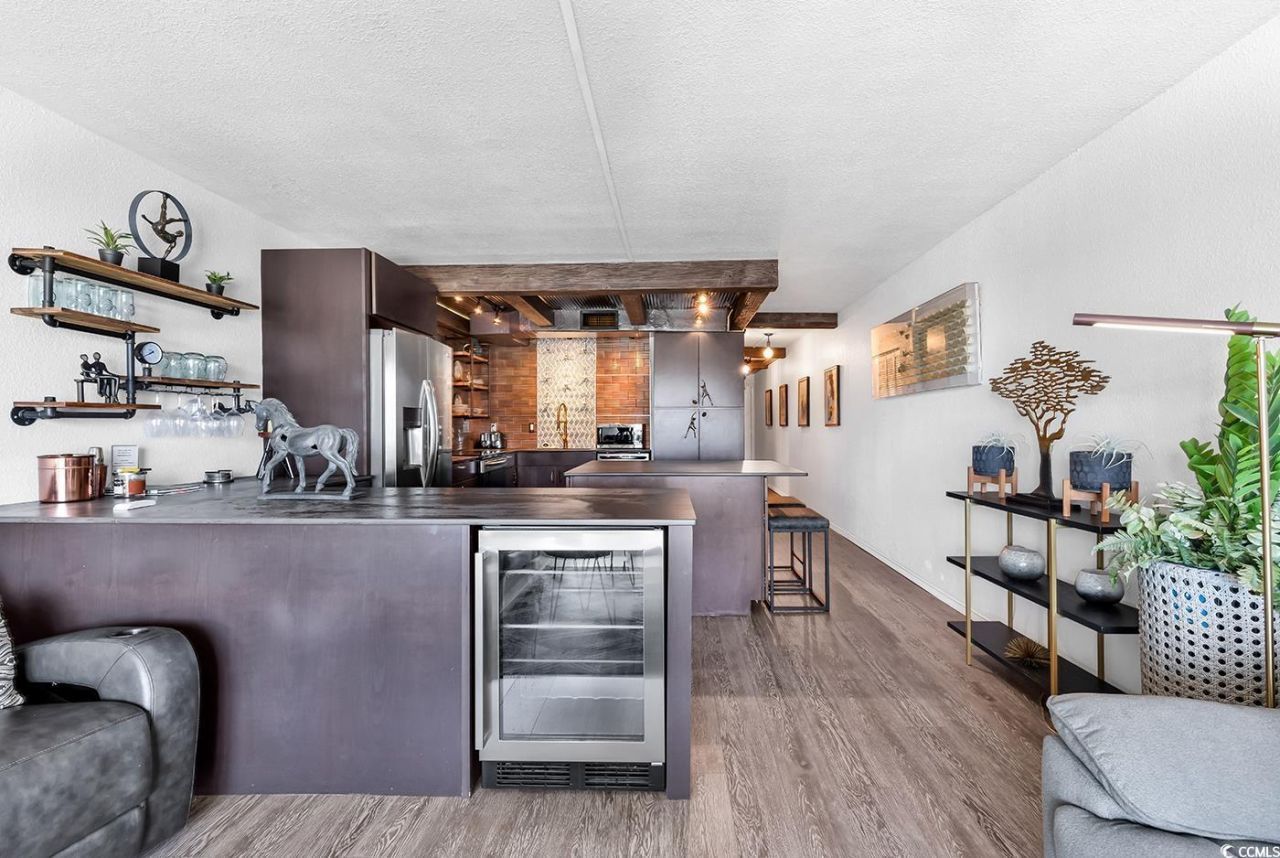 1012 N Waccamaw Dr. Photo 23