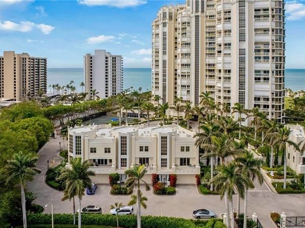 4021 GULF SHORE BLVD N, Unit V-16, NAPLES, FL 34103