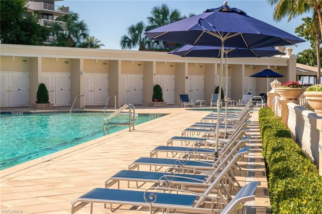 4021 Gulf Shore Blvd N, Unit V-16, Naples, FL 34103 Photo