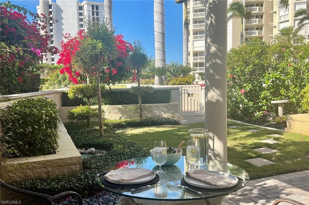 4021 Gulf Shore Blvd N, Unit V-16, Naples, FL 34103 Photo