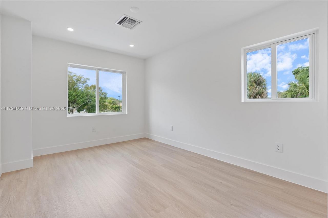 1567 NW 94th Way, Unit 10, Coral Springs, FL 33071 Photo