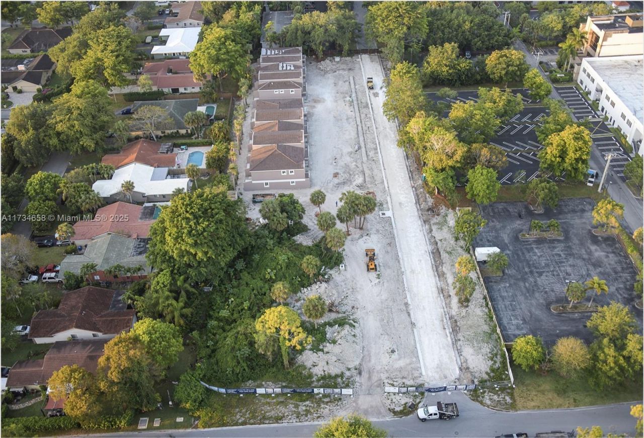 1567 NW 94th Way, Unit 10, Coral Springs, FL 33071 Photo