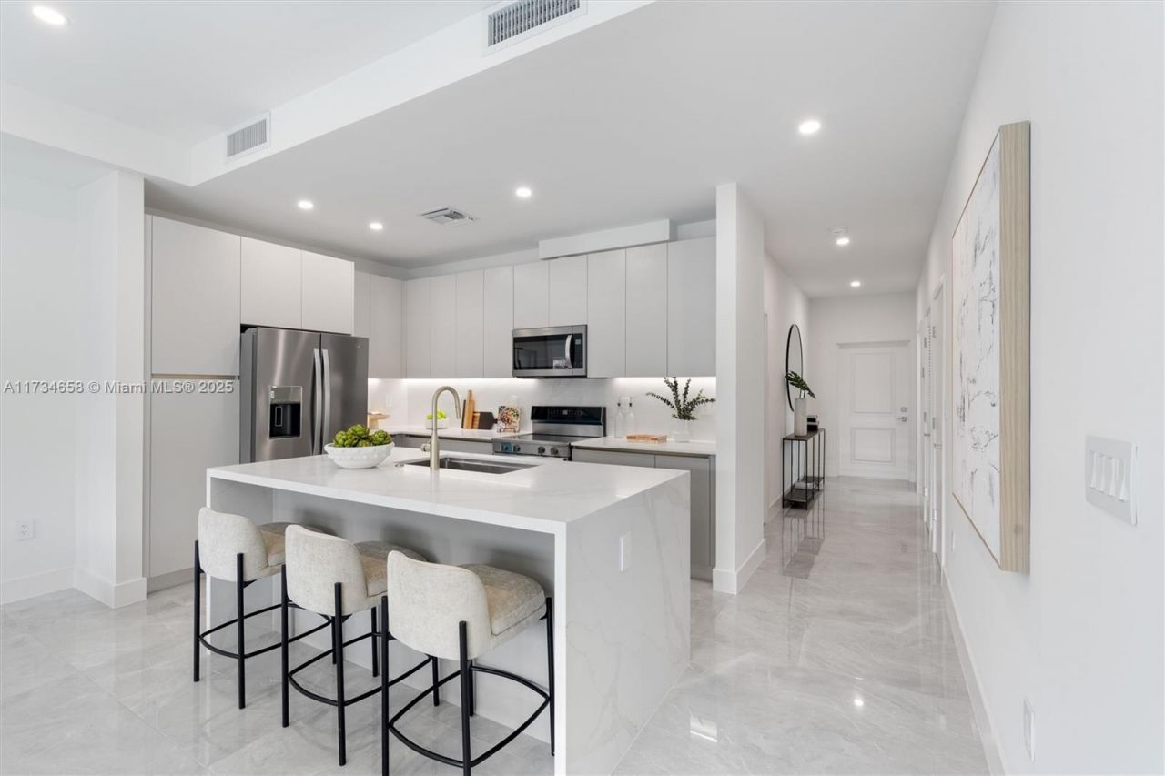 1567 NW 94th Way, Unit 10, Coral Springs, FL 33071 Photo