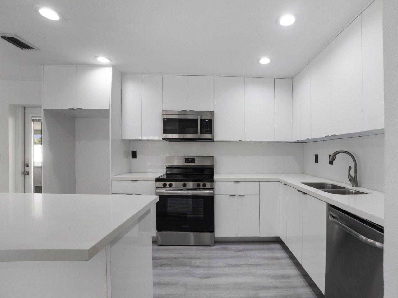 231 N Seacrest Circle, Delray Beach, FL 33444 Photo