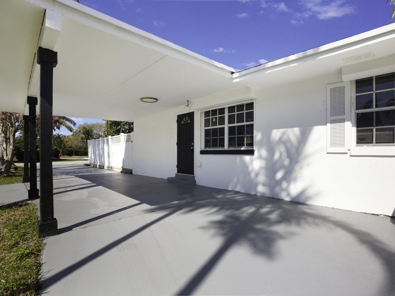 231 N Seacrest Circle, Delray Beach, FL 33444 Photo