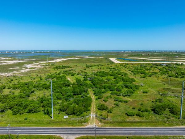 2710 FM 1069, Rockport, TX 78382