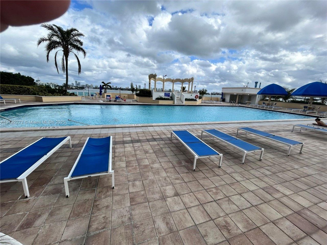 7601 E Treasure Dr, Unit CU-18, North Bay Village, FL 33141 Photo