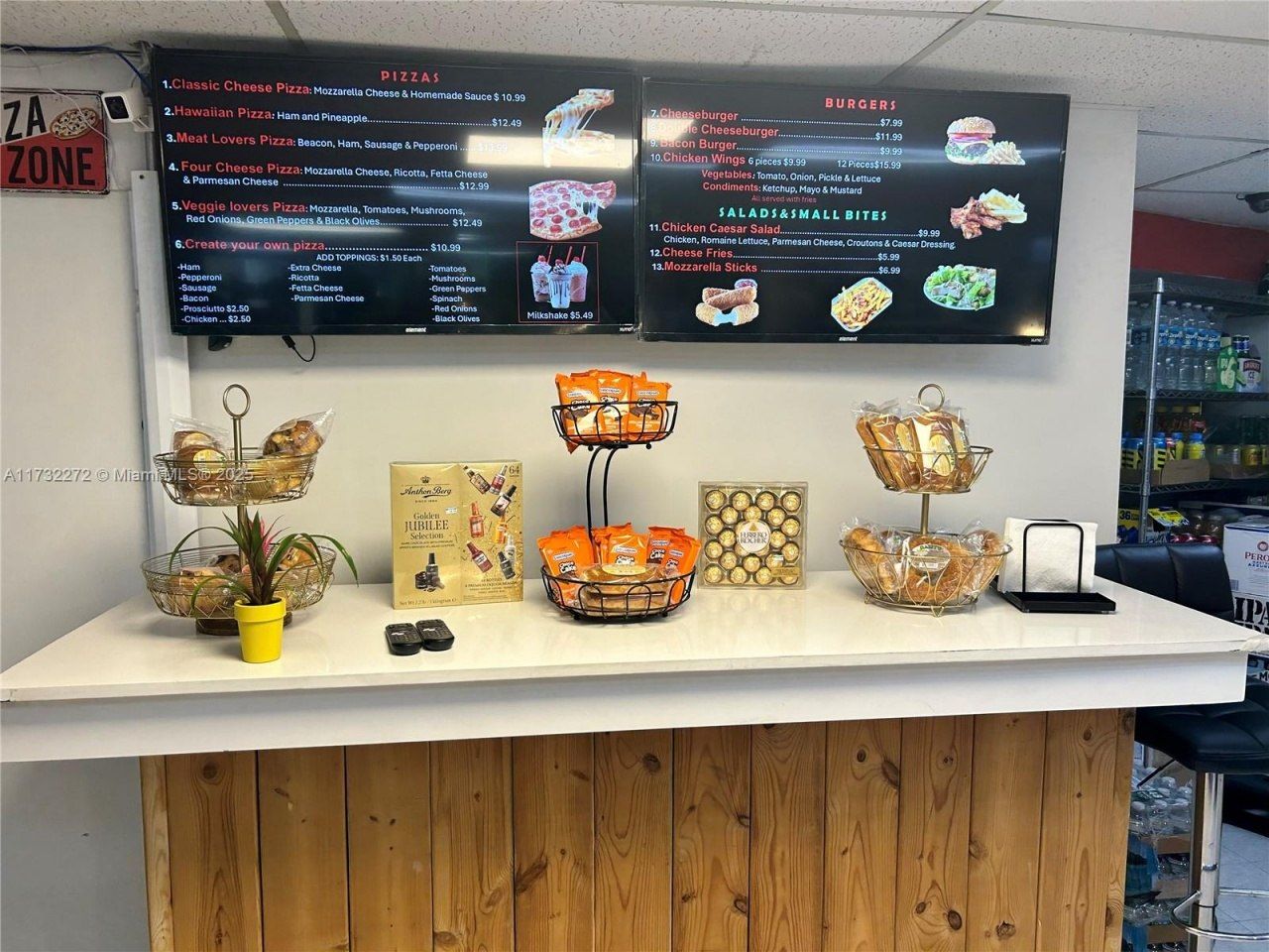 7601 E Treasure Dr, Unit CU-18, North Bay Village, FL 33141 Photo