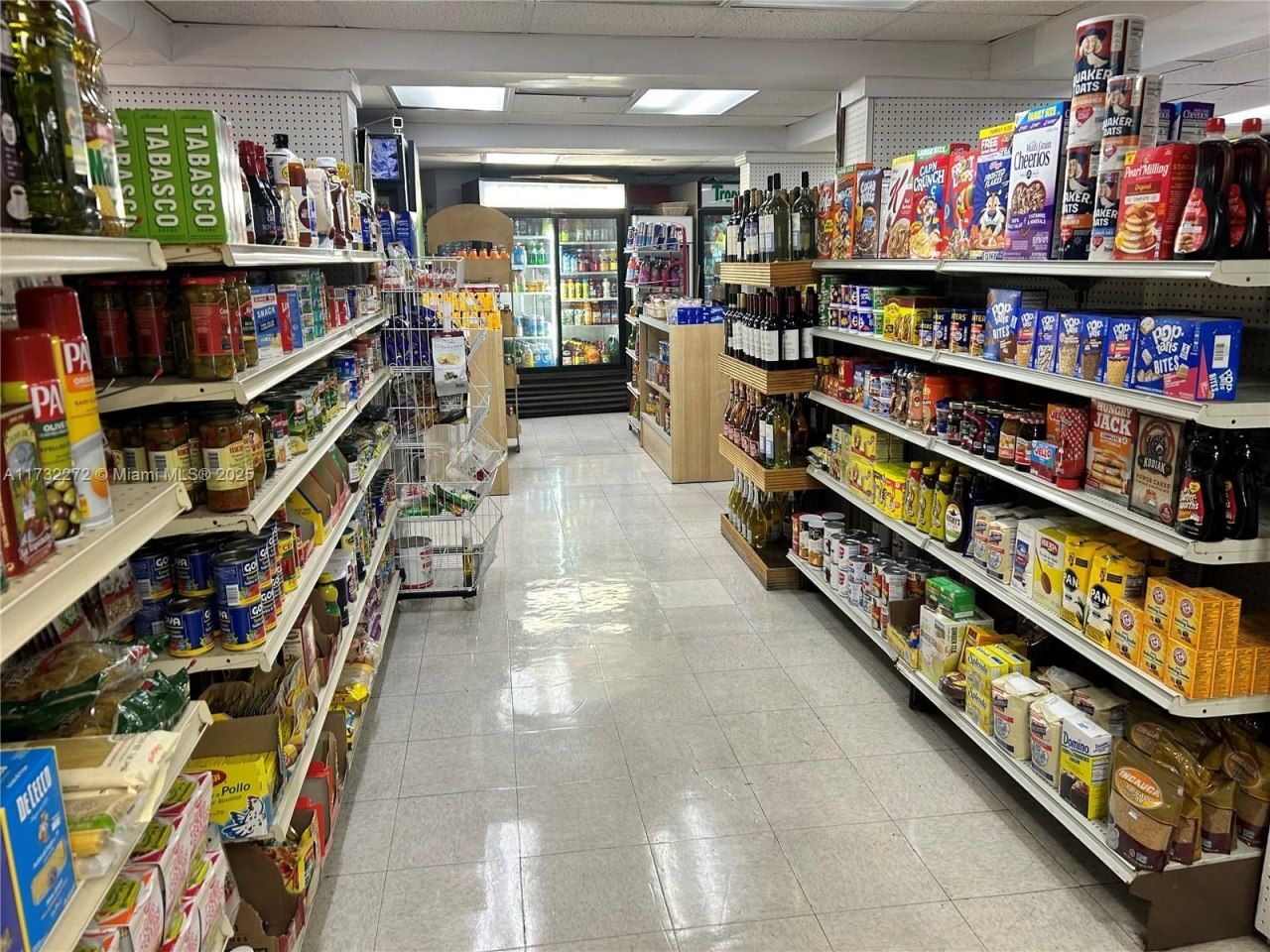 7601 E Treasure Dr, Unit CU-18, North Bay Village, FL 33141 Photo