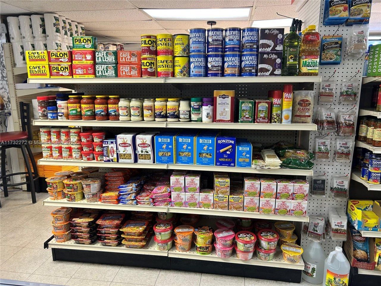 7601 E Treasure Dr, Unit CU-18, North Bay Village, FL 33141 Photo