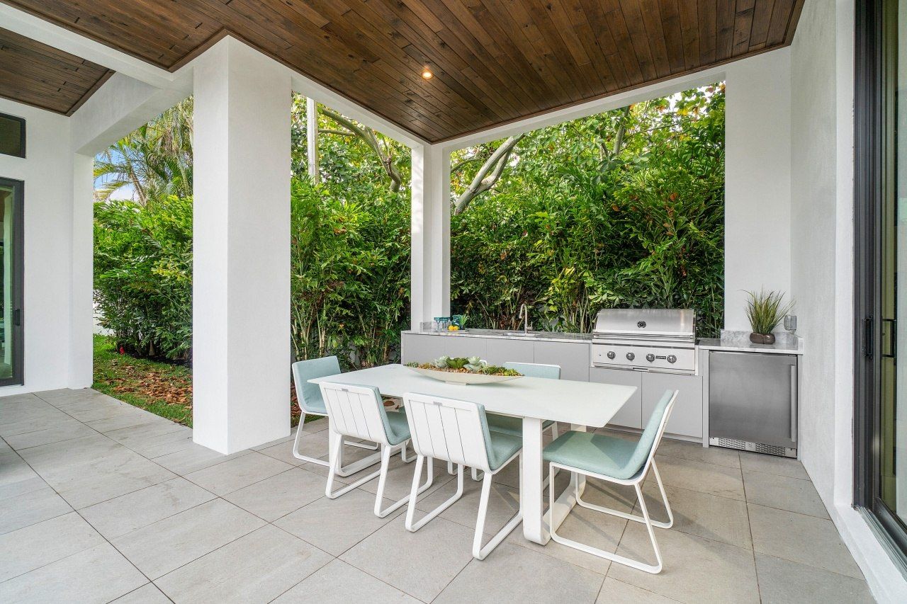 315 Ellamar Road, West Palm Beach, FL 33405 Photo