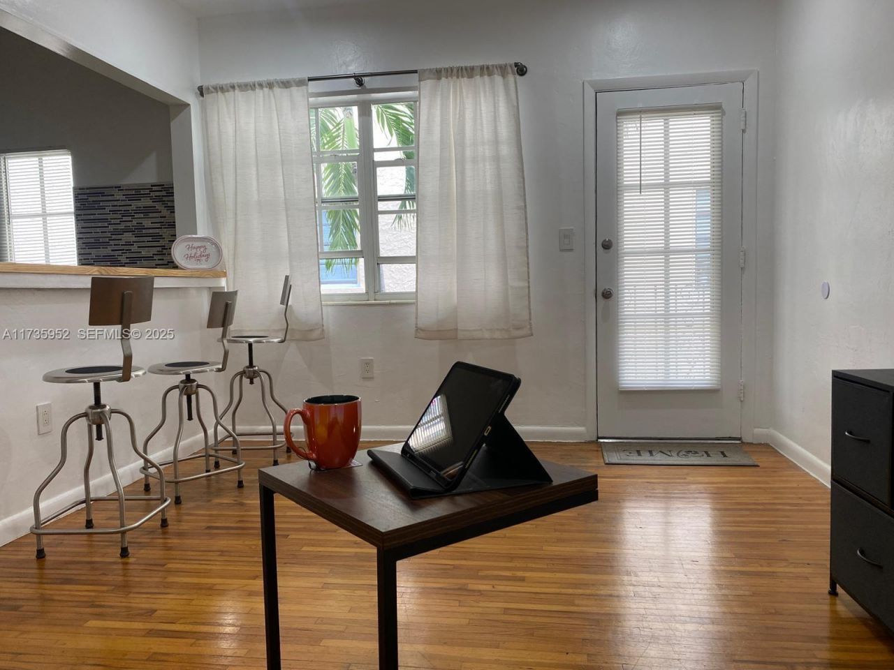 1551 Michigan Ave, Unit 10, Miami Beach, FL 33139 Photo